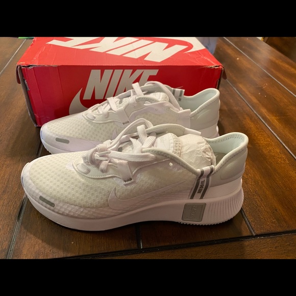 Nike Shoes Nike White Womens Sneakers Poshmark